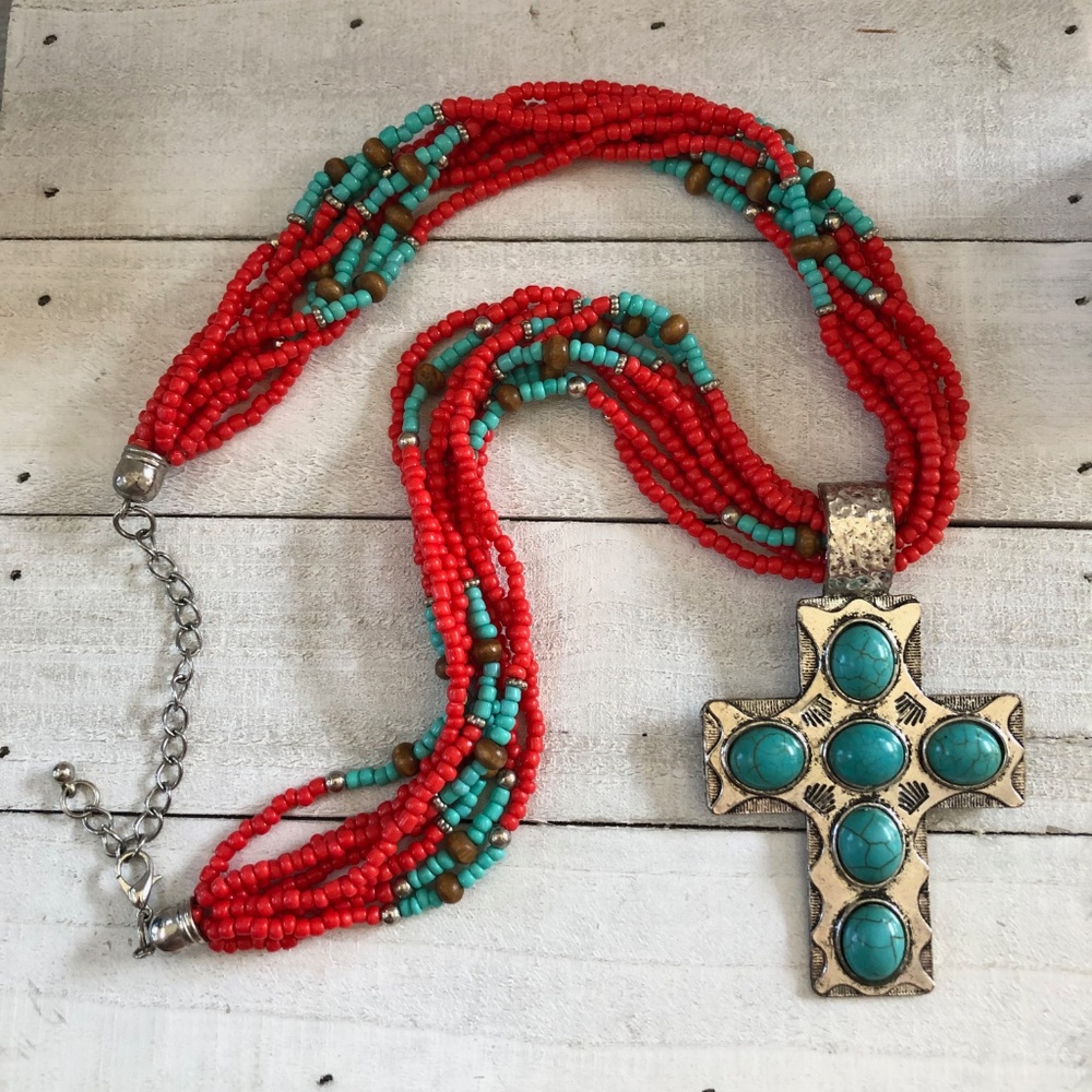 Fashion Jewelry Necklace beaded and Cross